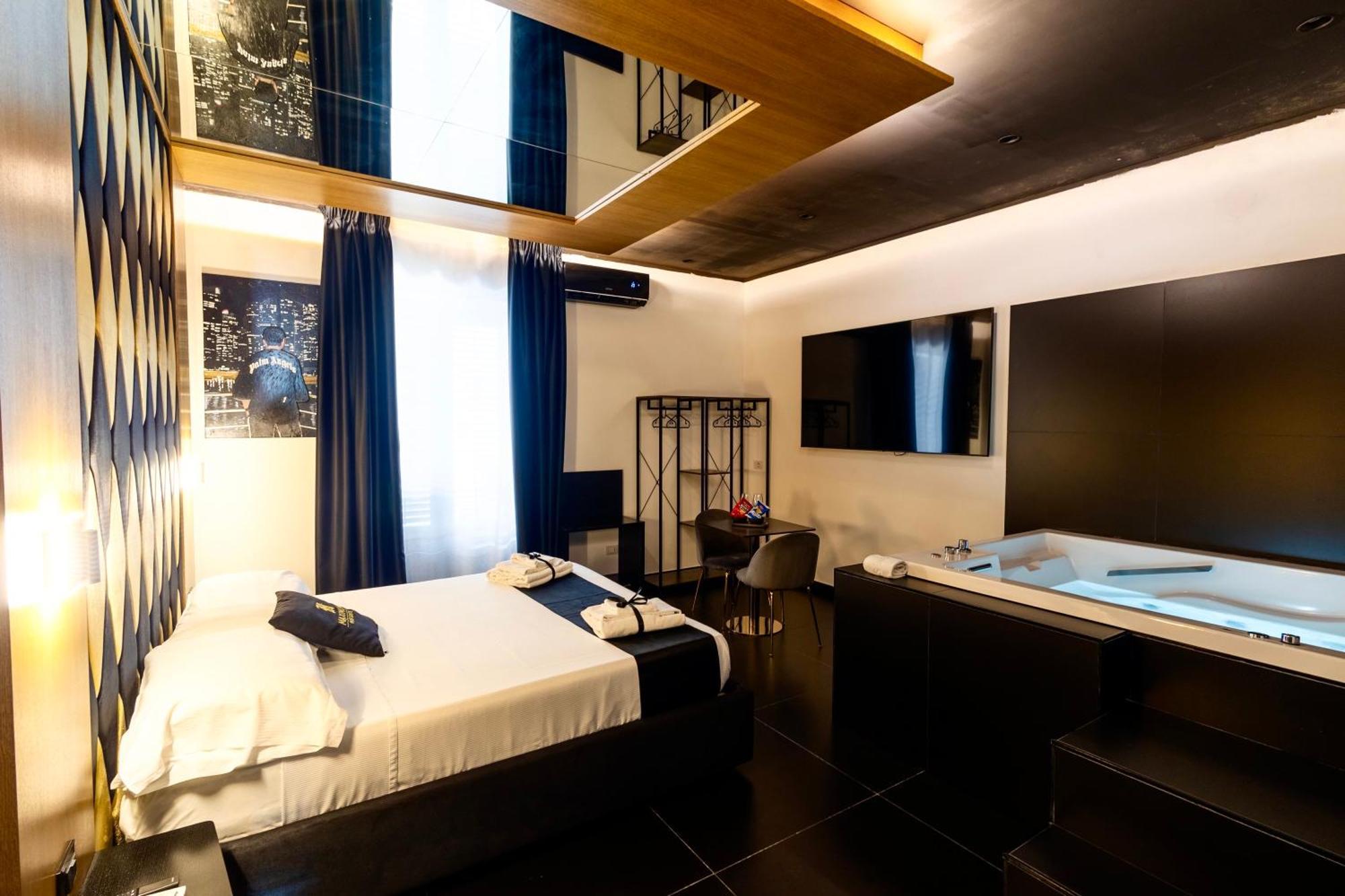 Maximum Hub Suite&Spa Palermo Exterior foto